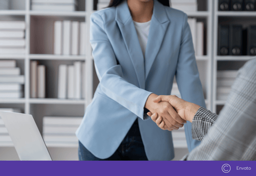 Woman shaking advisors' hand after receiving insight to access EIB Venture Debt